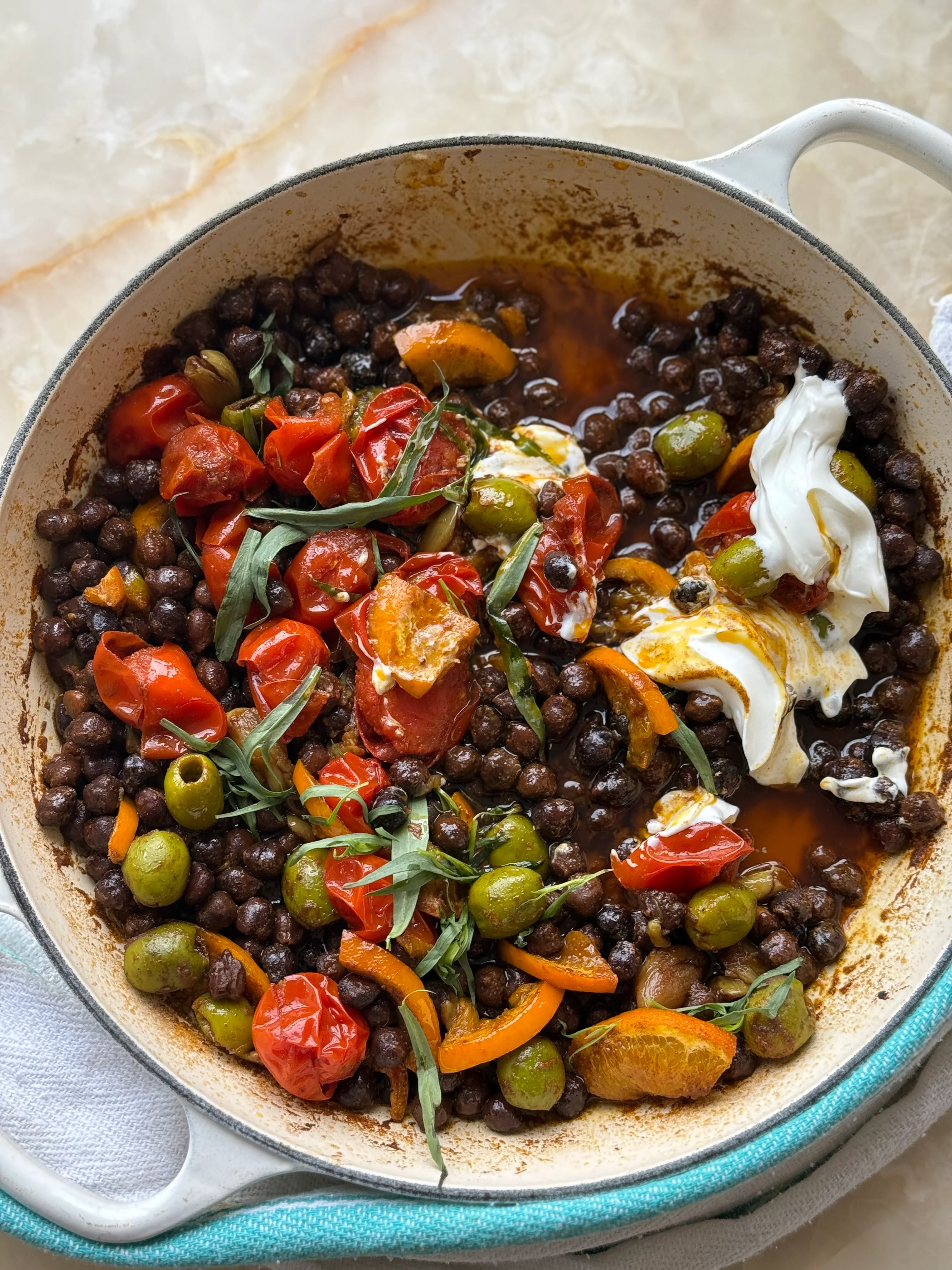Queen Black Chickpeas - Image 2